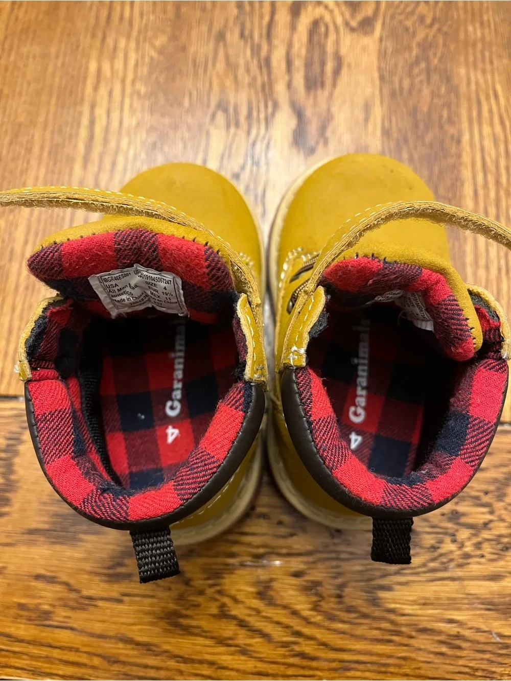 Toddler Boys Boots Size 4 – Garanimals (Timberland Style)
